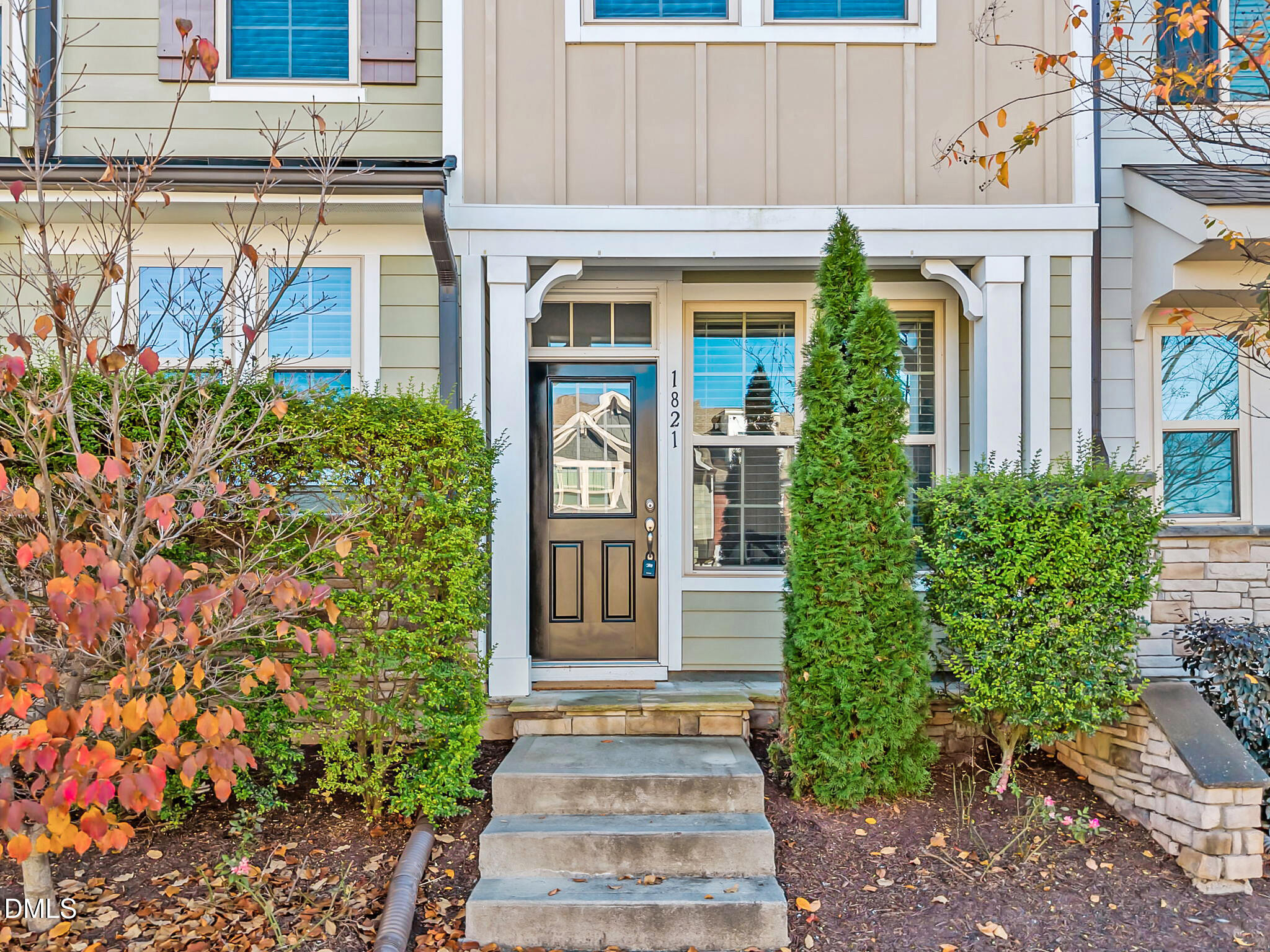 1821 Shady Oaks Drive