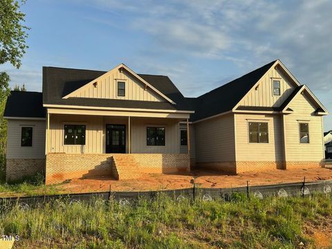 27 Batten Hill Lane Selma NC 27576