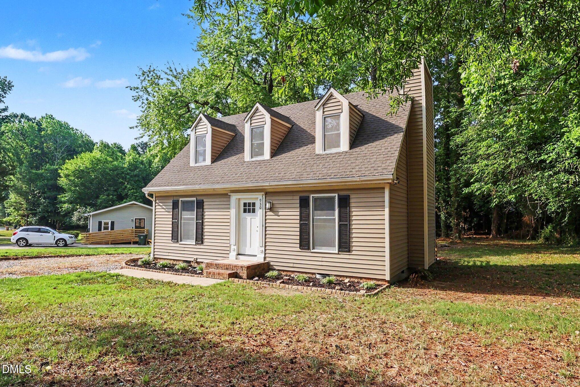 930 Meadowbrook Drive