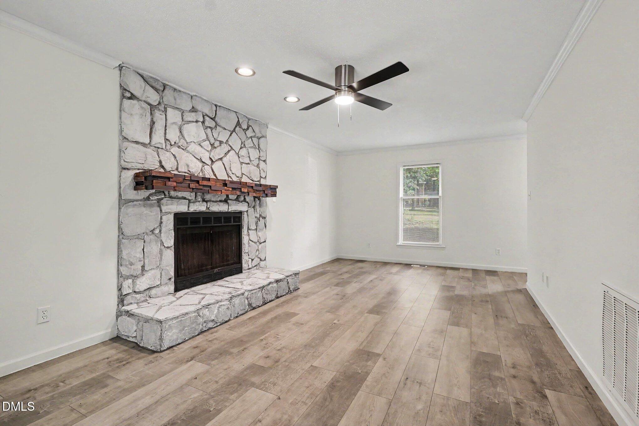 930 Meadowbrook Drive