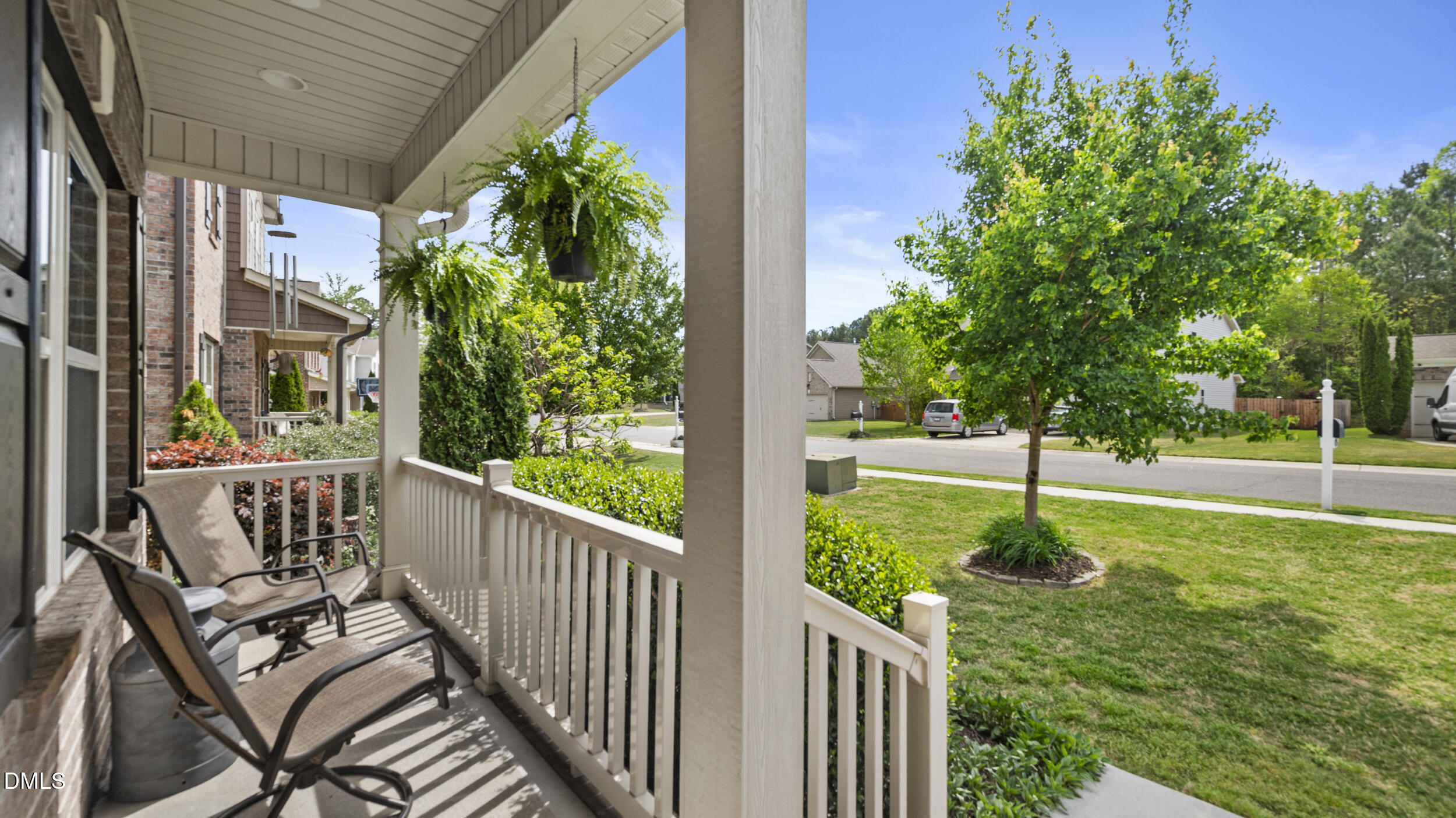 946 Longleaf Pine Place