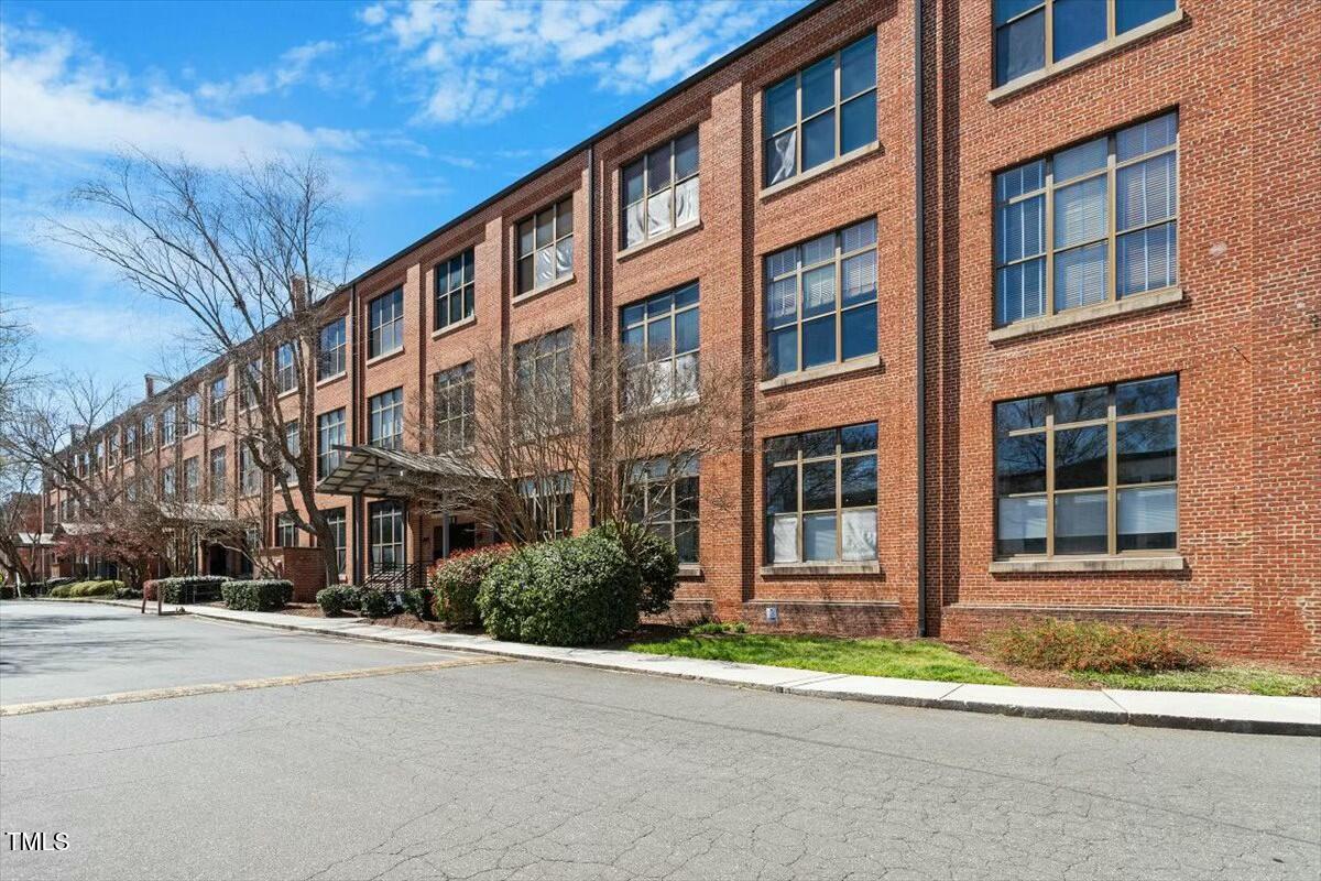 500 N Duke Street 53104