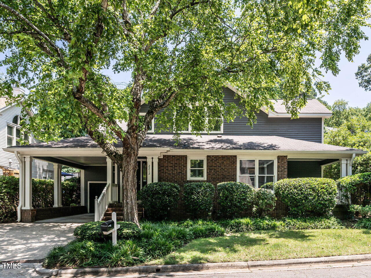 2212 Oxford Hills Drive