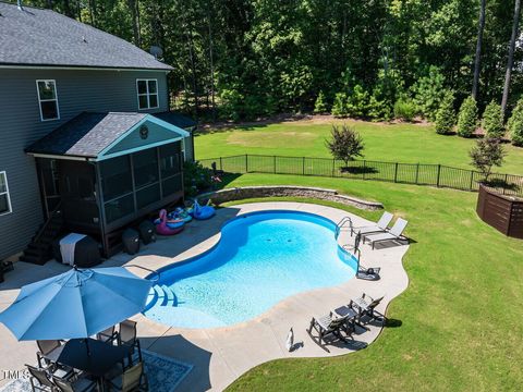 214 Cairnie Place Clayton NC 27527