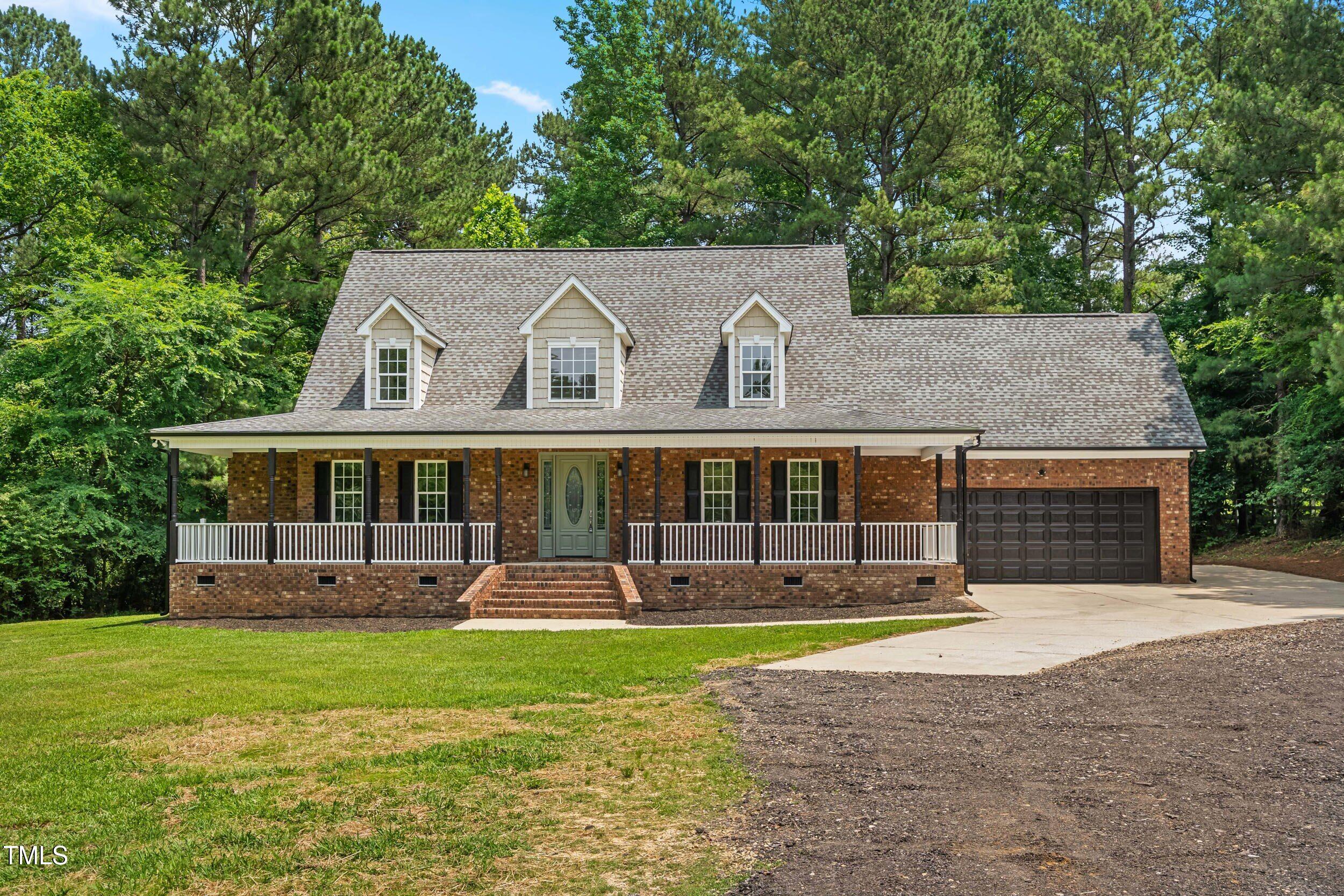 2015 Saddlebrook Drive
