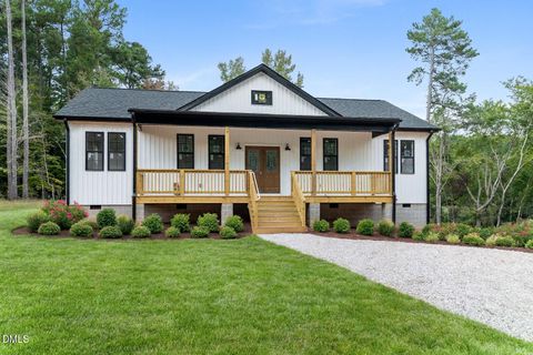 105 Ali Circle Macon NC 27551