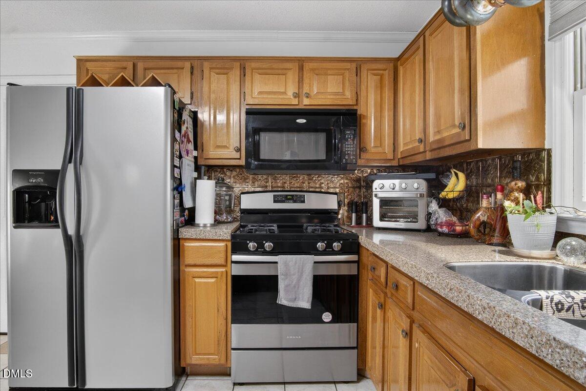 3013 Chippendale Road