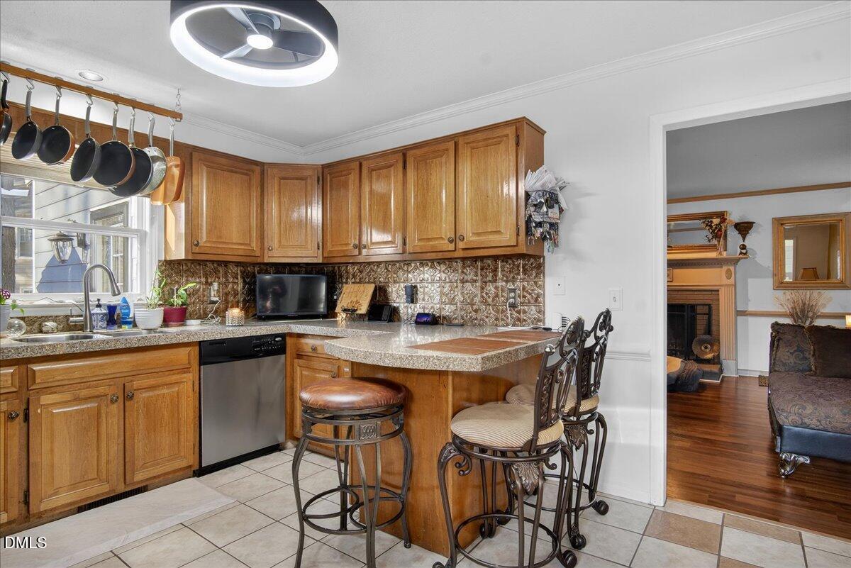 3013 Chippendale Road