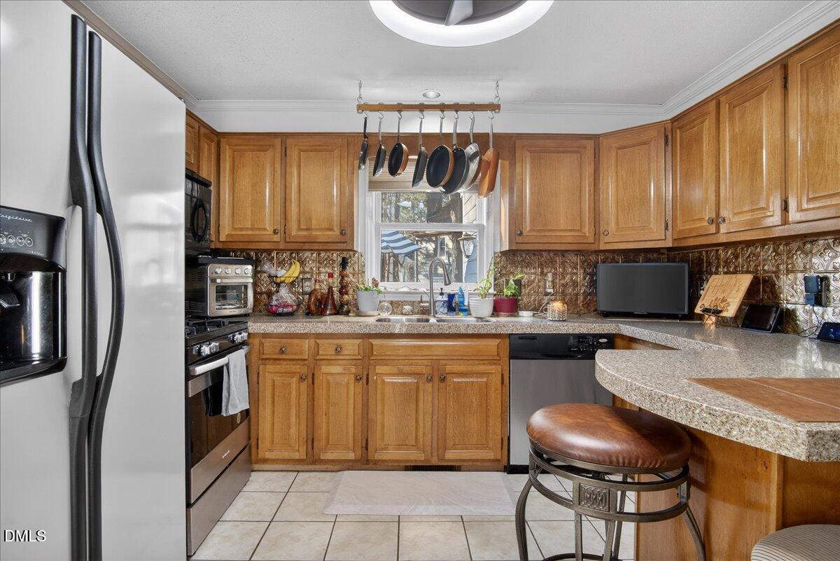 3013 Chippendale Road