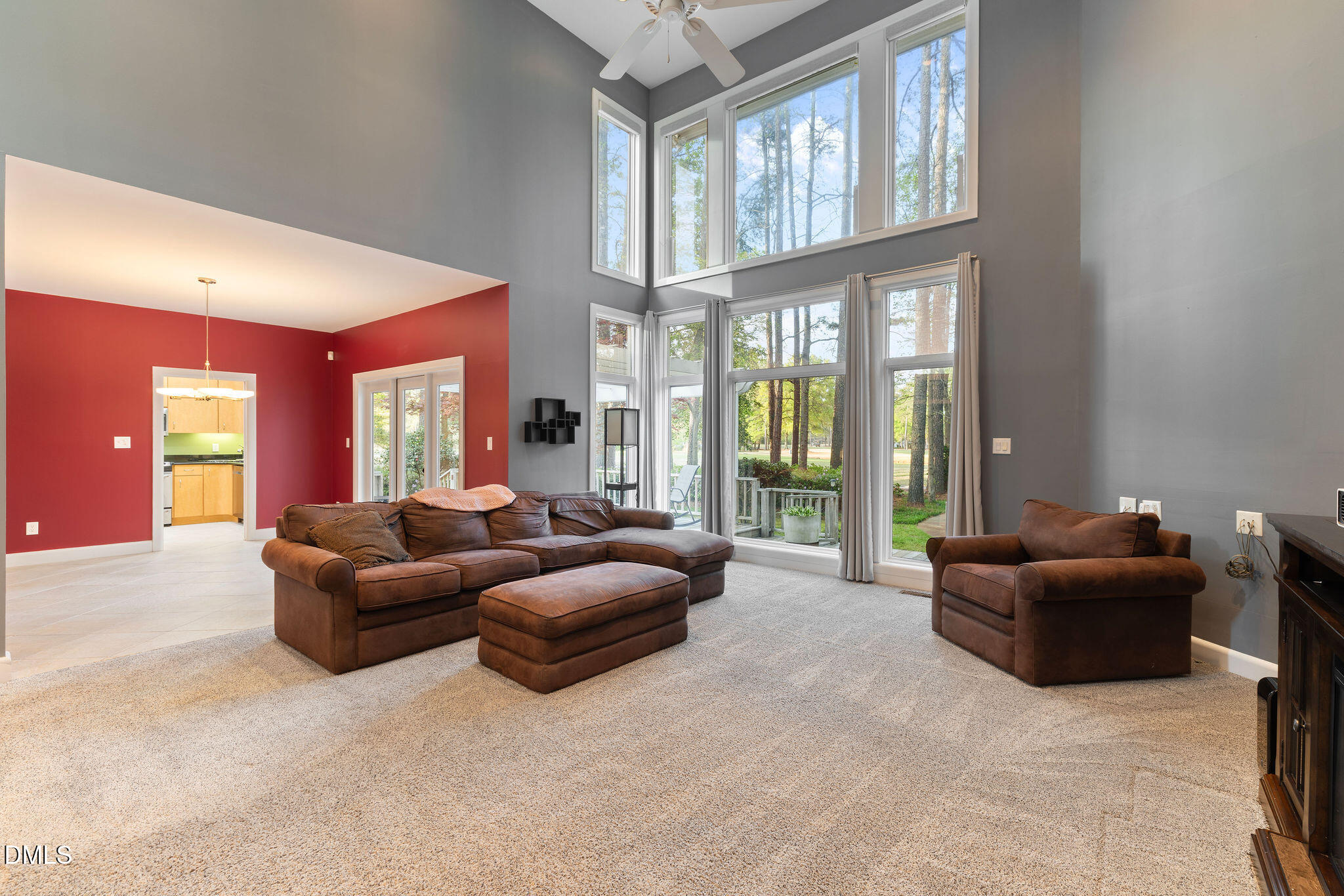 5007 Country Club Drive N