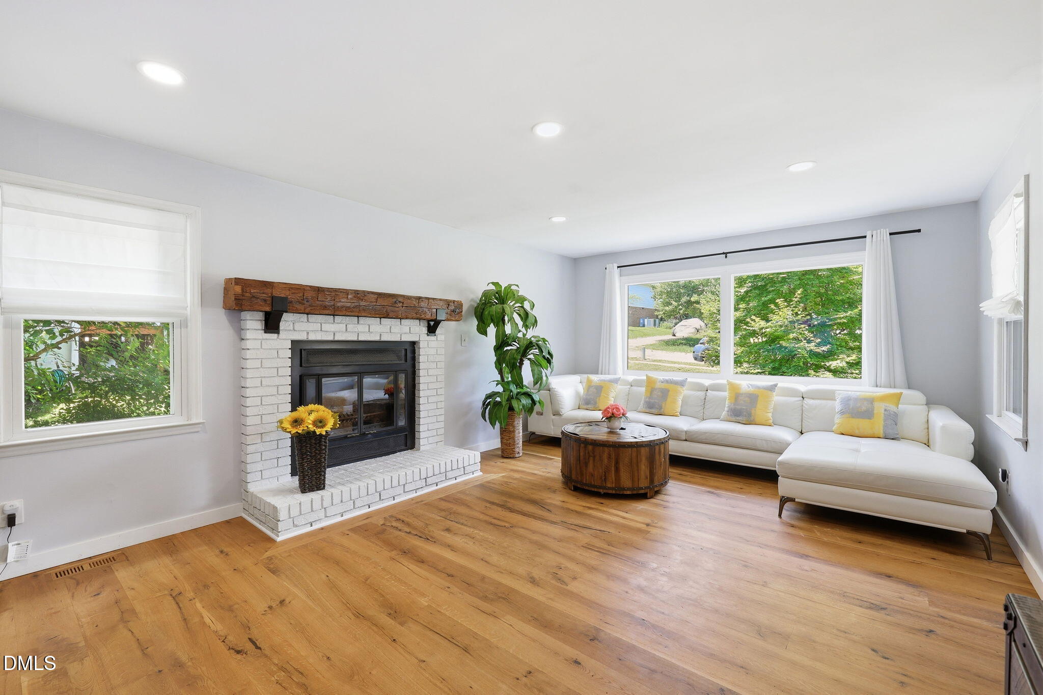224 Rosehaven Drive