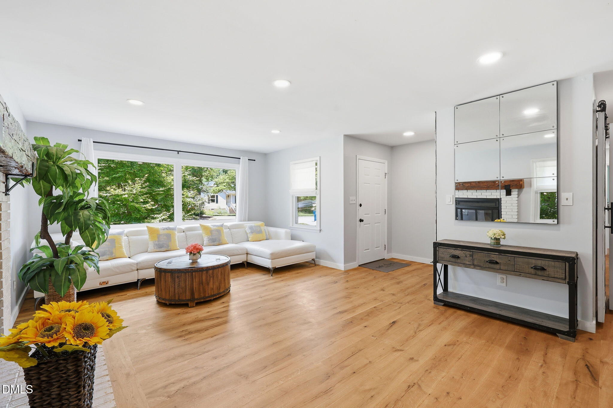 224 Rosehaven Drive