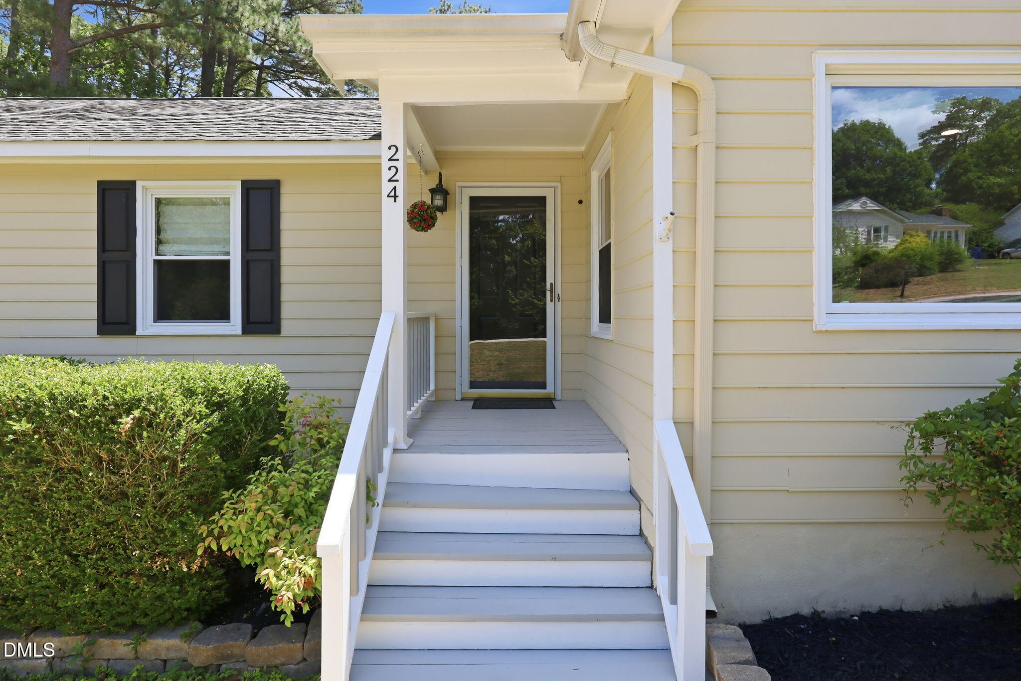 224 Rosehaven Drive