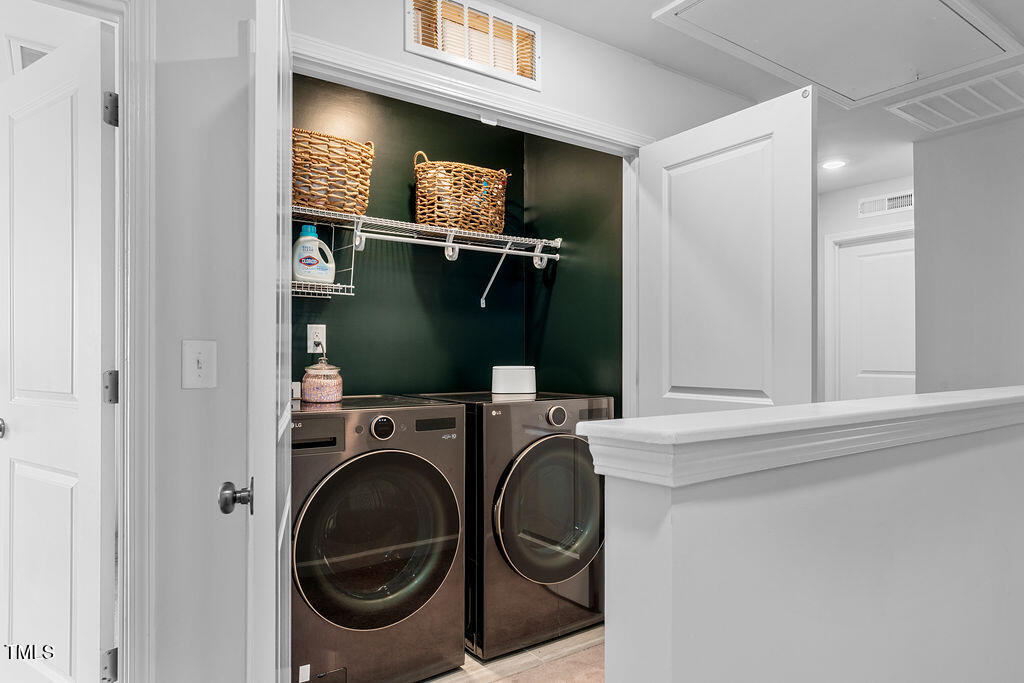 Raleigh, North Carolina 27616, United States, 4 Bedrooms Bedrooms, ,4 BathroomsBathrooms,Residential,Pending,101858