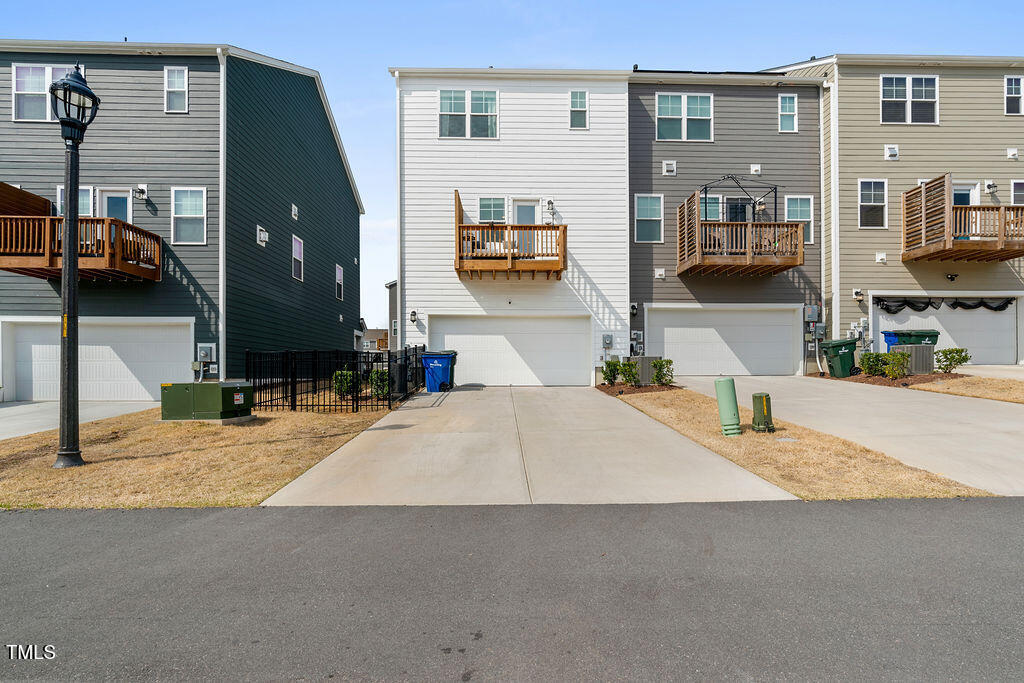 Raleigh, North Carolina 27616, United States, 4 Bedrooms Bedrooms, ,4 BathroomsBathrooms,Residential,Pending,101858