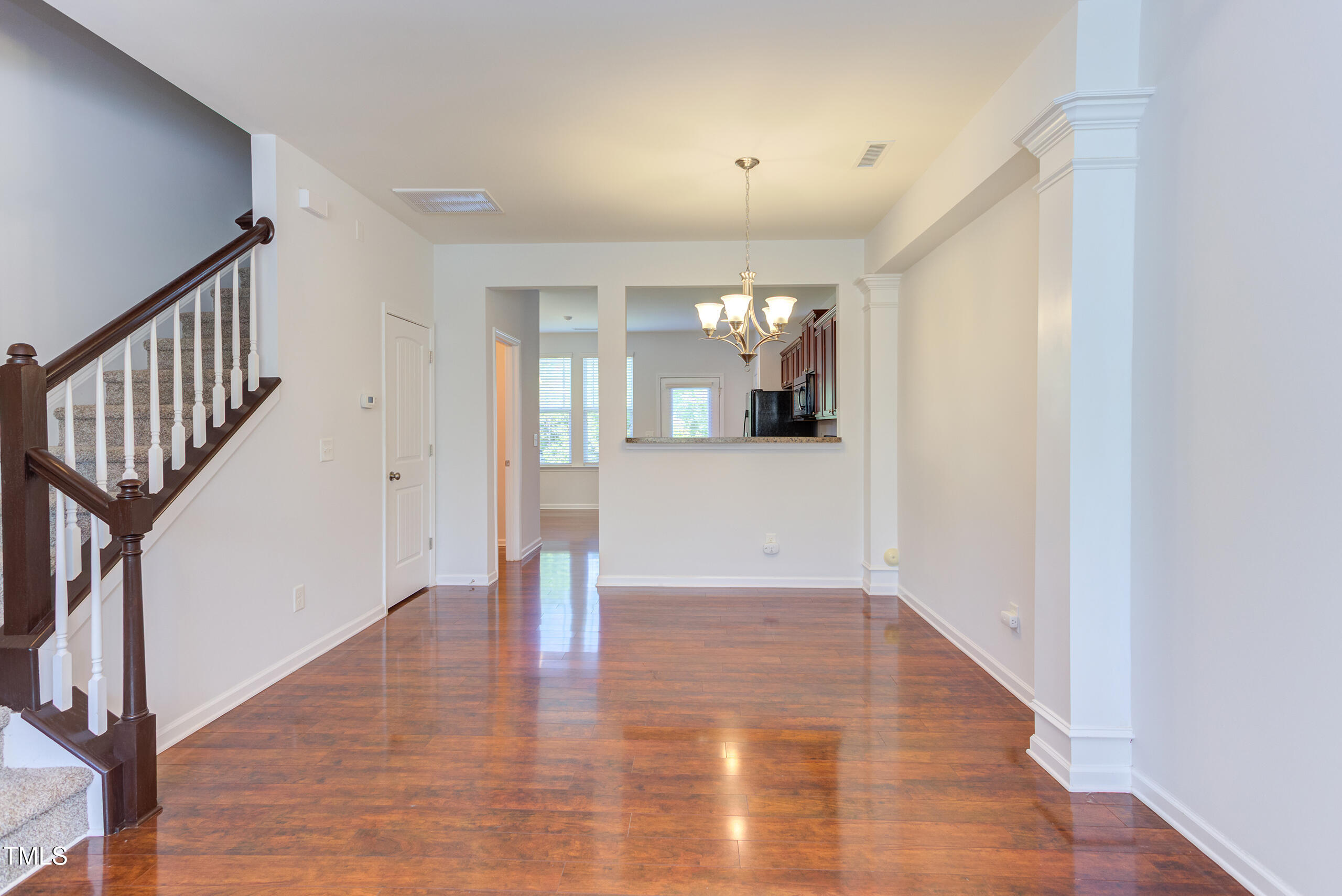 313 Carthage Court