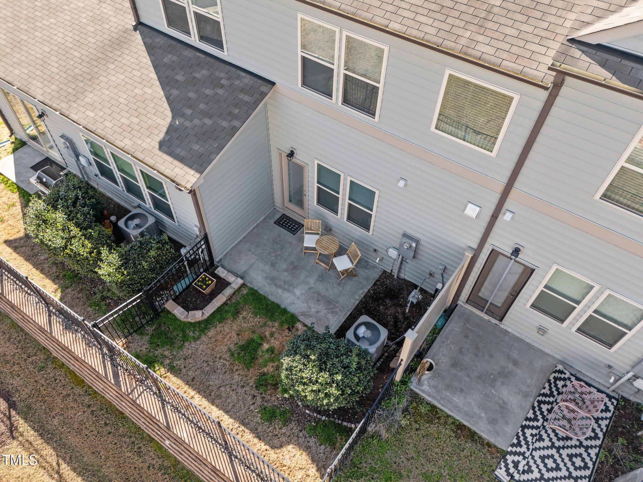 517 Aronia Drive