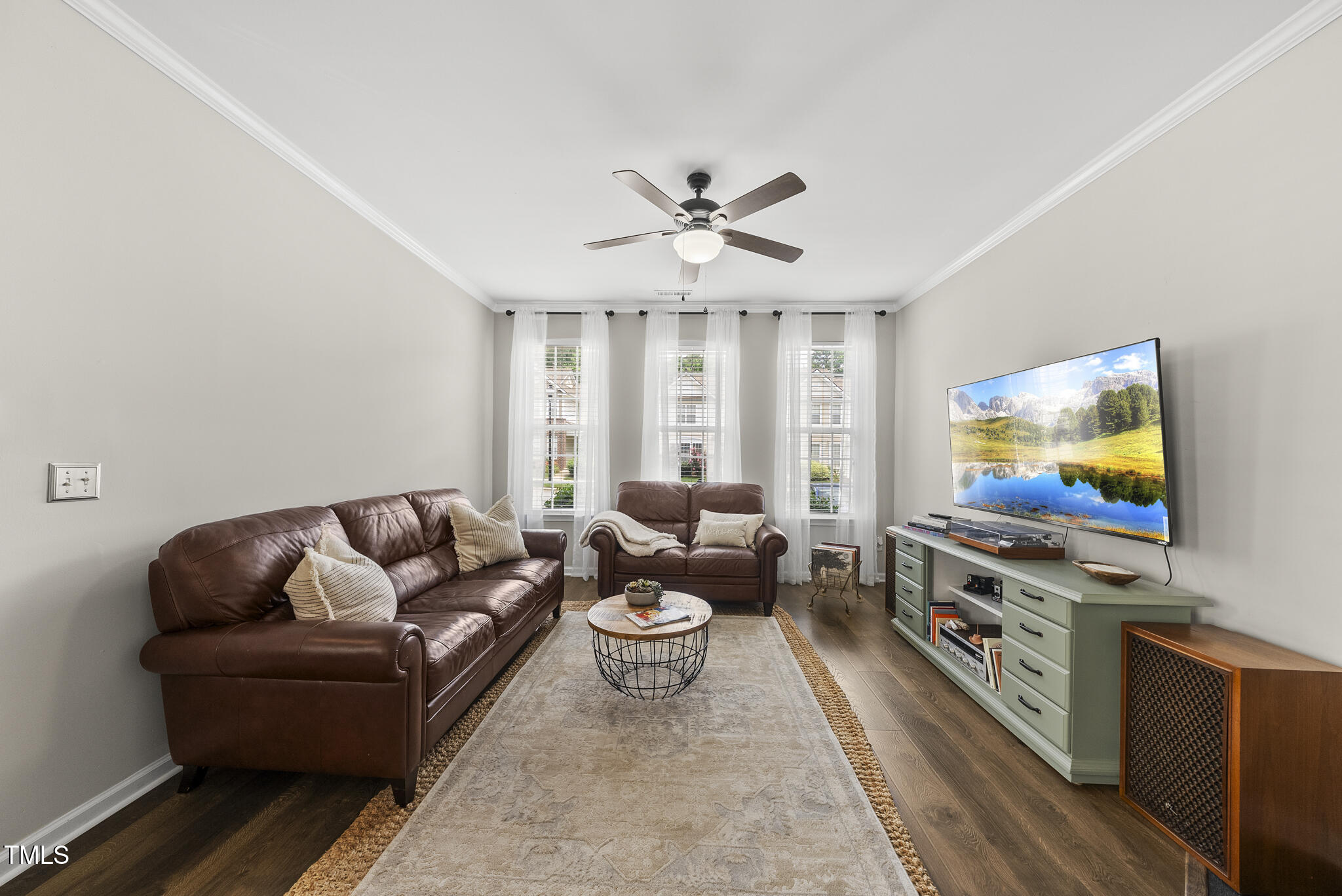 4413 Sugarbend Way