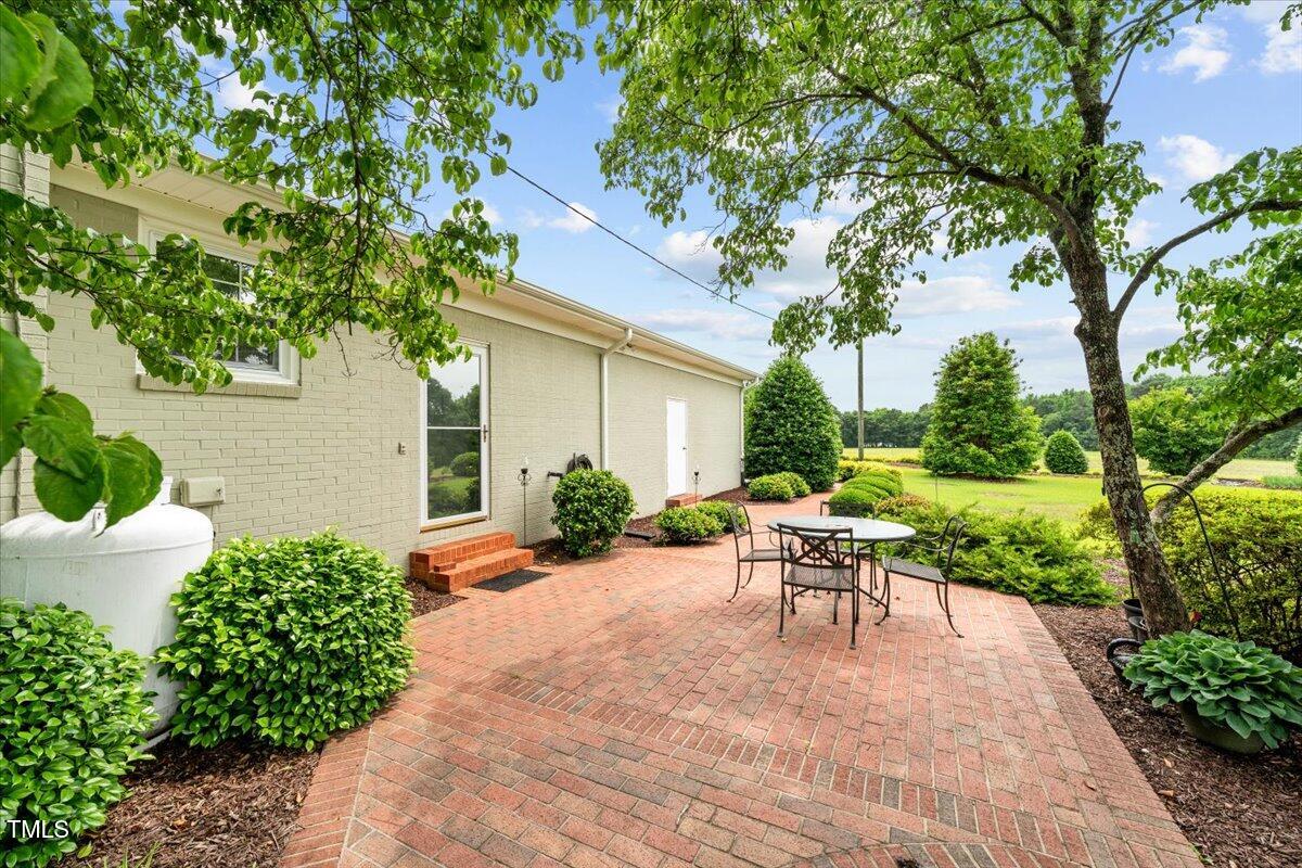360 Country Way