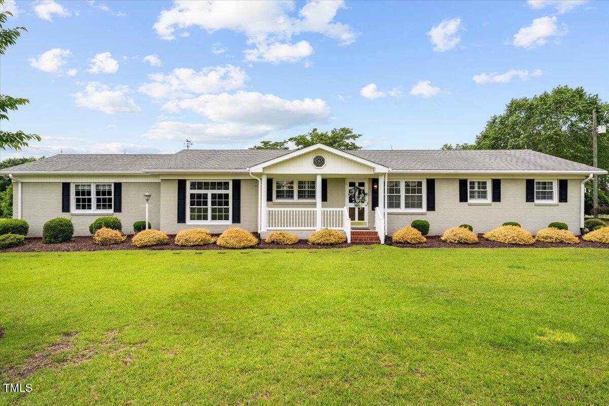 360 Country Way