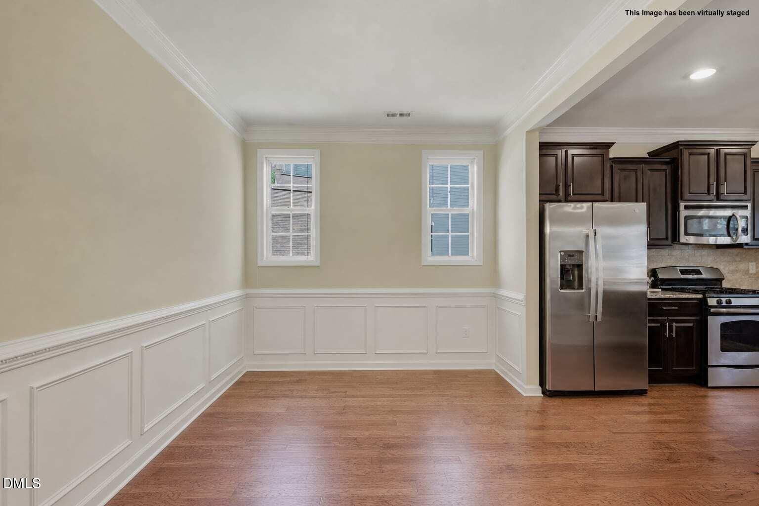 112 Somers Lane