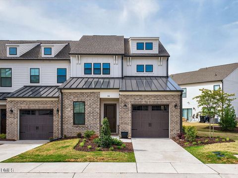 38 N District Avenue Clayton NC 27527