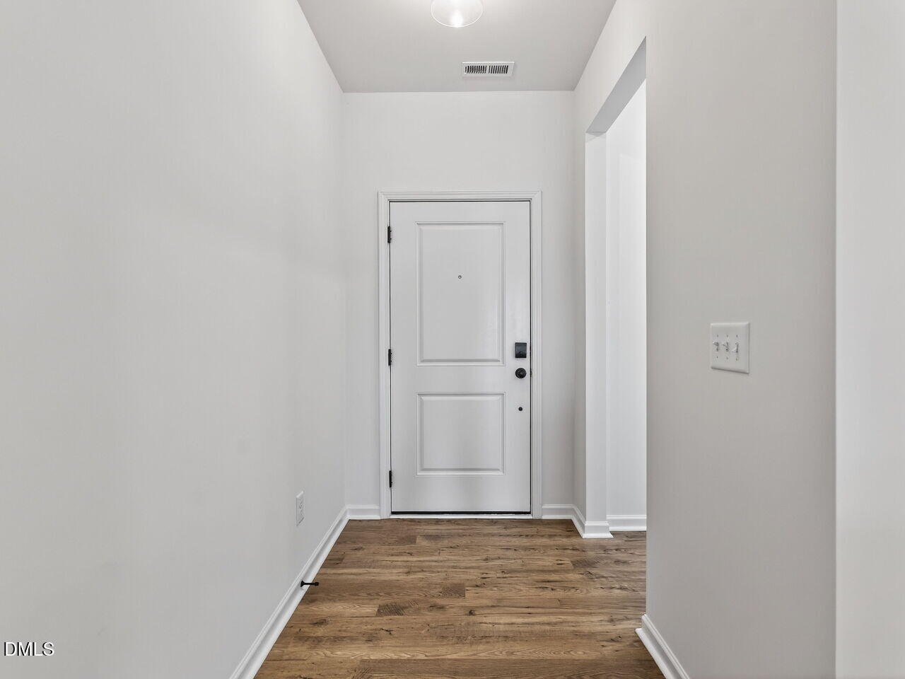 38 N District Avenue