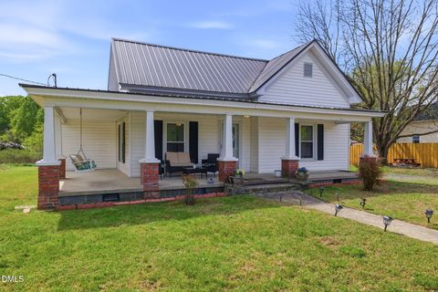 203 Sunset Street Stem NC 27581