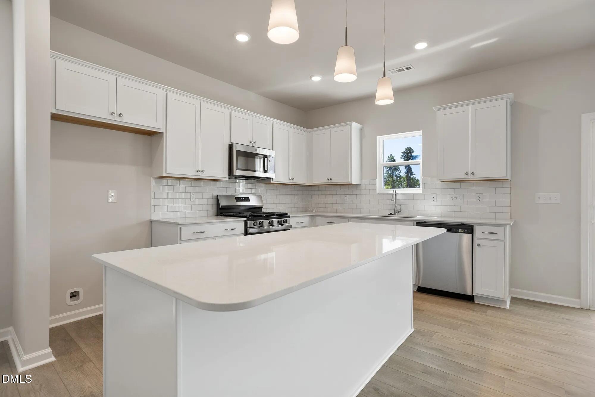 8 Lotus Bend Way