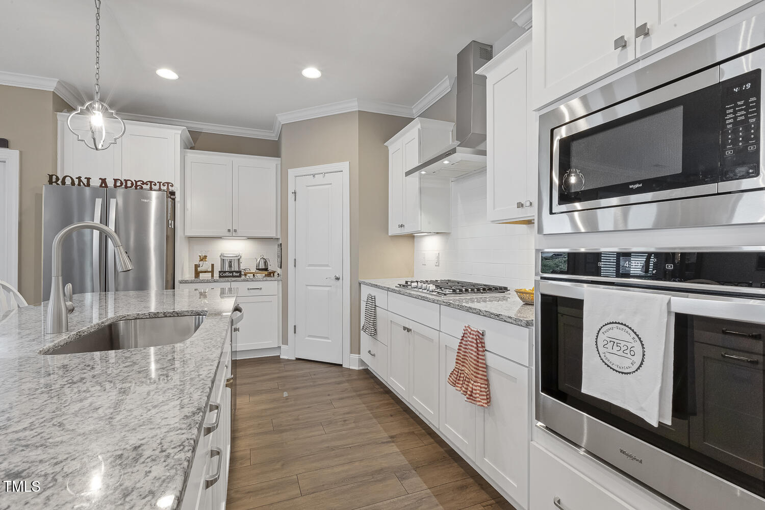 1374 Patriot Points Way