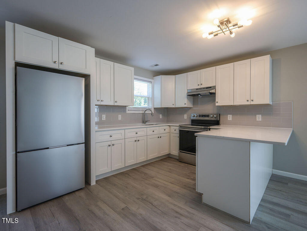 255 Erwin Road A/B