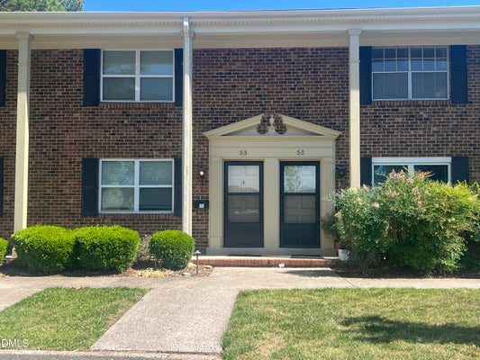 1002 WILLOW DR APT 53, CHAPEL HILL, NC 27514 - Image ba2f2fd664c8e55543d8f628b4f5a4b3/4288566006
