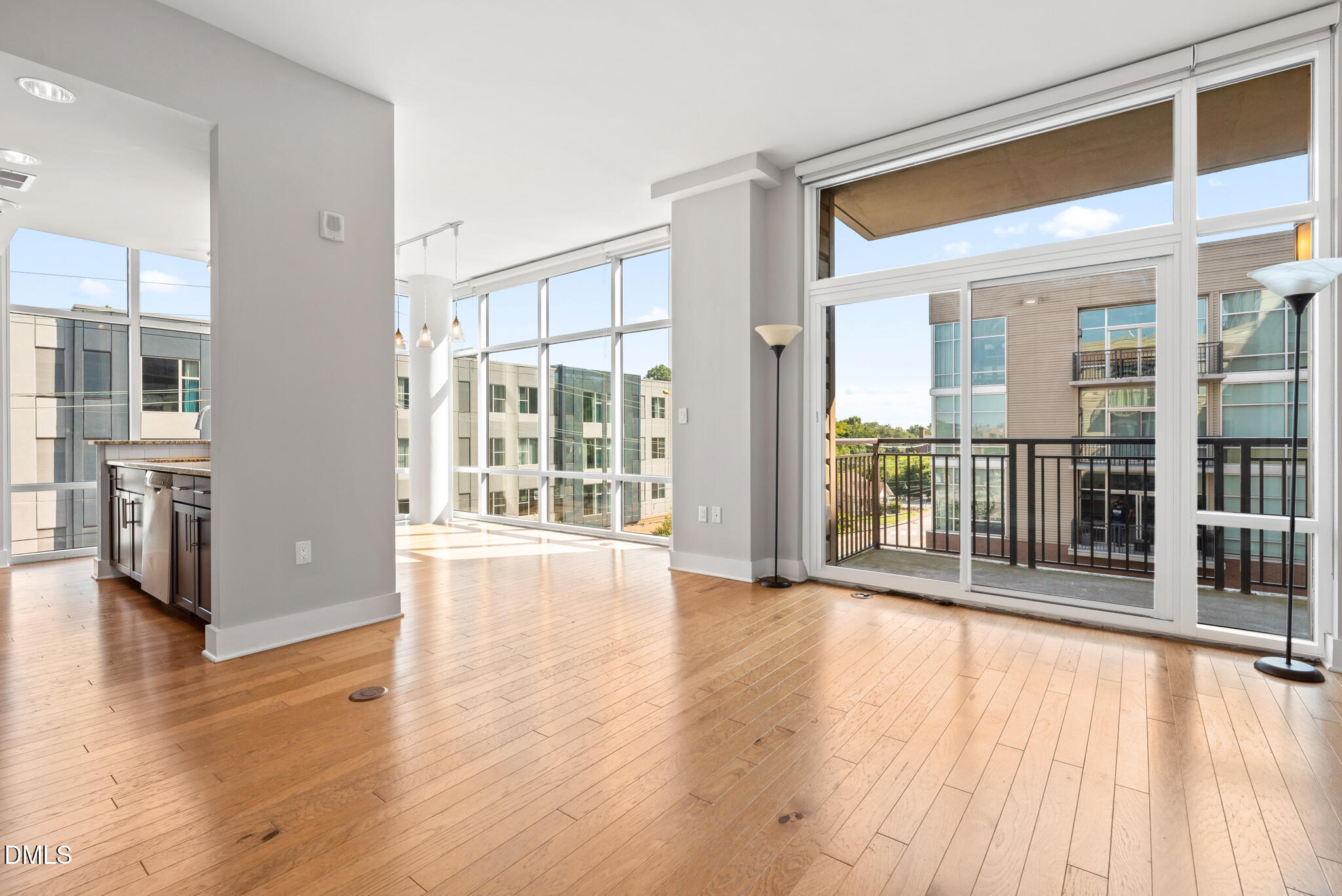 140 W Franklin Street Unit 307