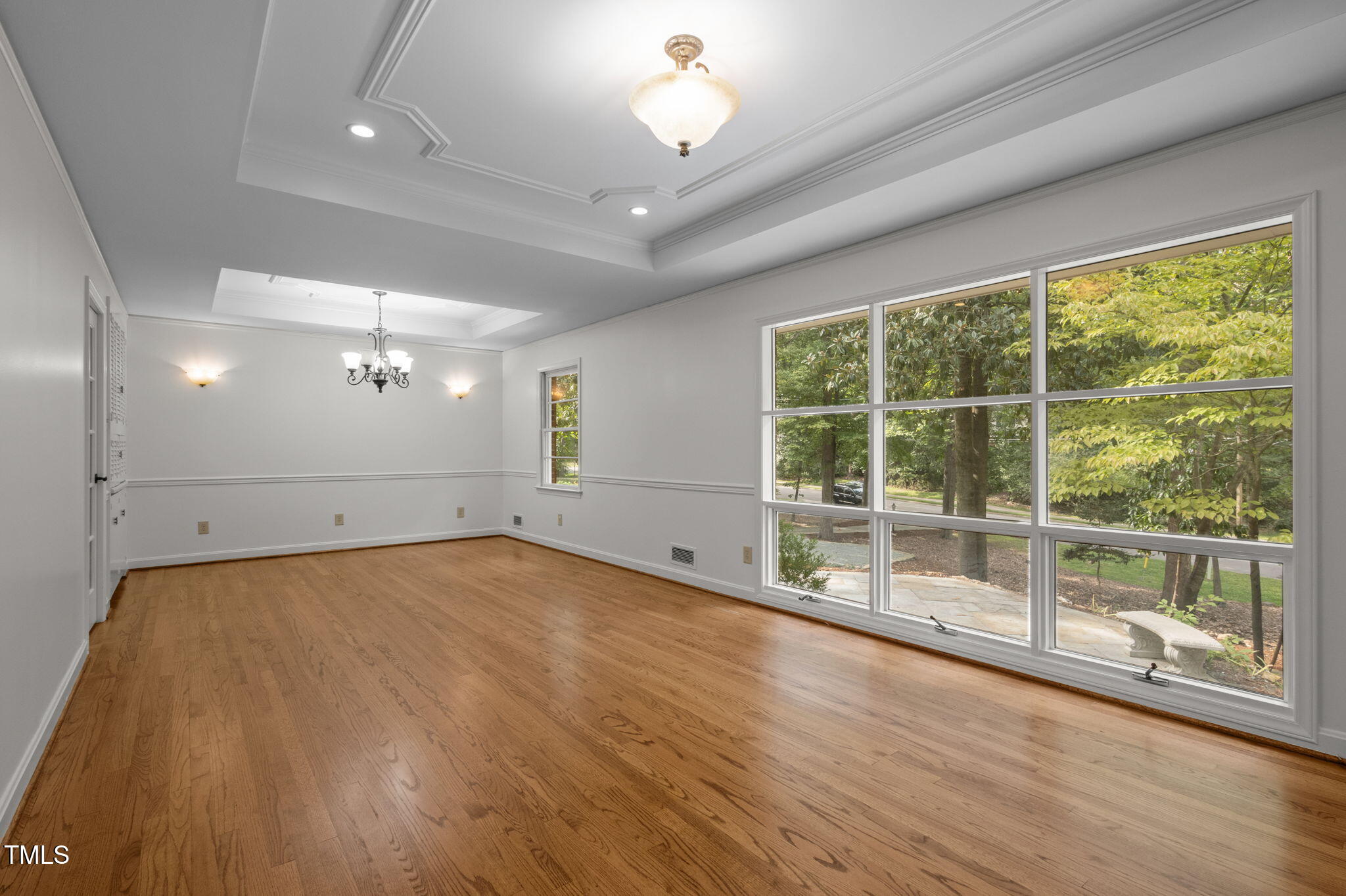 305 N Elliott Road