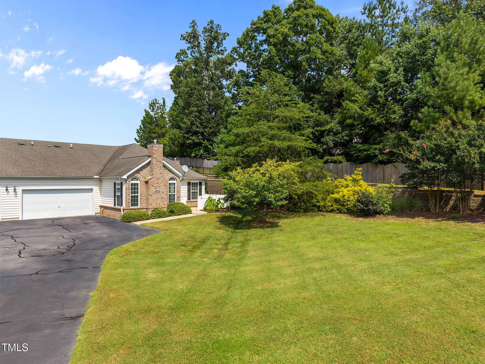 1146 Blue Bird Lane
