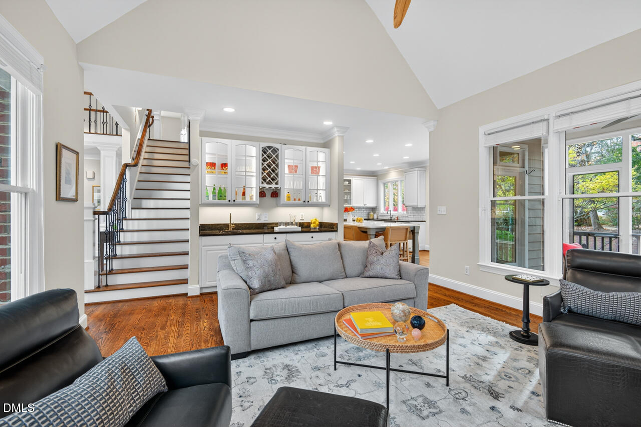 Chapel Hill, North Carolina 27514, United States, 5 Bedrooms Bedrooms, ,5 BathroomsBathrooms,Residential,Active,244179