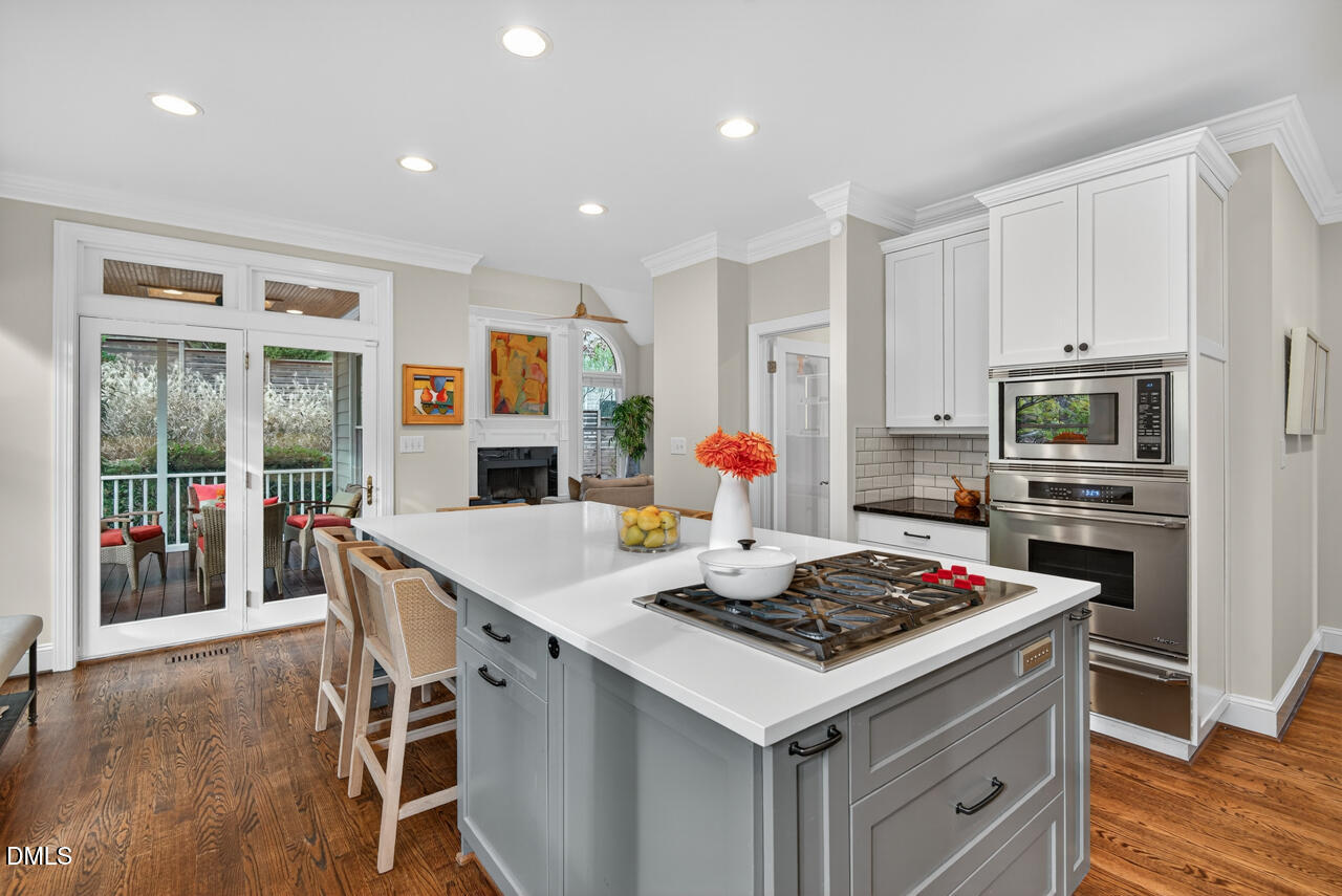 Chapel Hill, North Carolina 27514, United States, 5 Bedrooms Bedrooms, ,5 BathroomsBathrooms,Residential,Active,244179