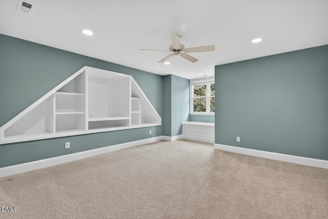 Chapel Hill, North Carolina 27514, United States, 5 Bedrooms Bedrooms, ,5 BathroomsBathrooms,Residential,Active,244179