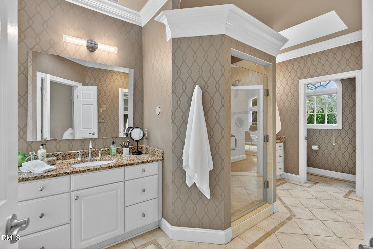 Chapel Hill, North Carolina 27514, United States, 5 Bedrooms Bedrooms, ,5 BathroomsBathrooms,Residential,Active,244179