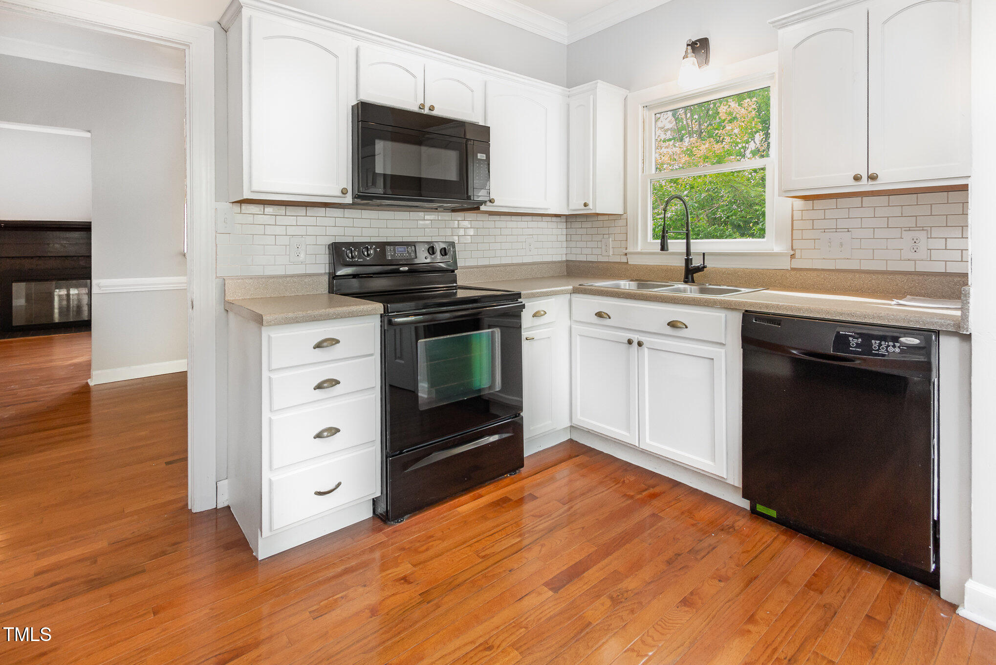 5013 Dunwoody Trail