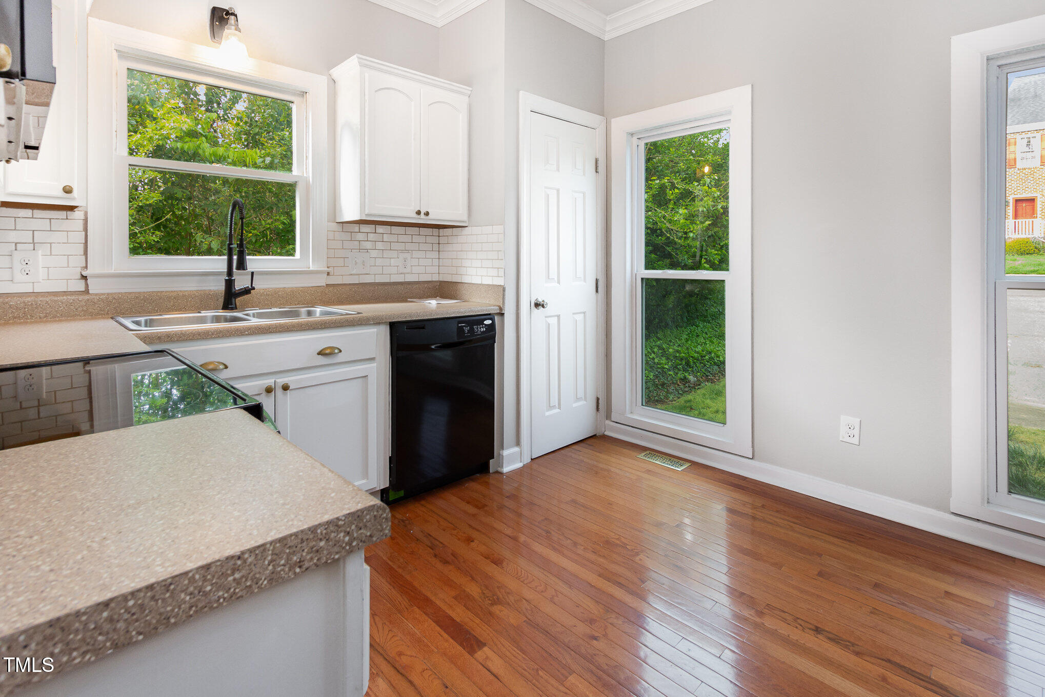 5013 Dunwoody Trail