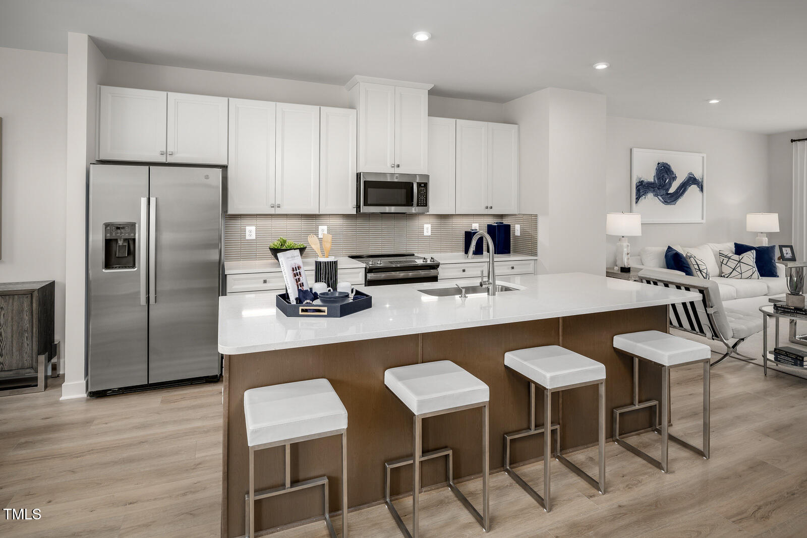 2353 Stephens Pass Station
