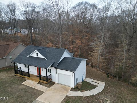 242 Oakdale Avenue Clayton NC 27520