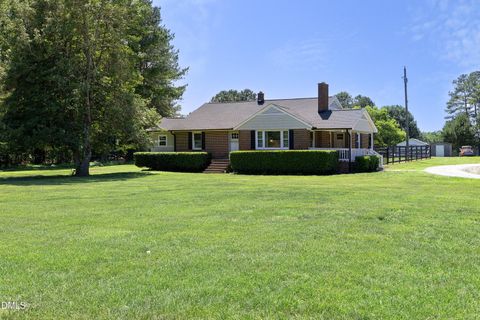Photo of 4306 Tommie Sneed Road, Oxford, NC 27565 (MLS # 10170830)