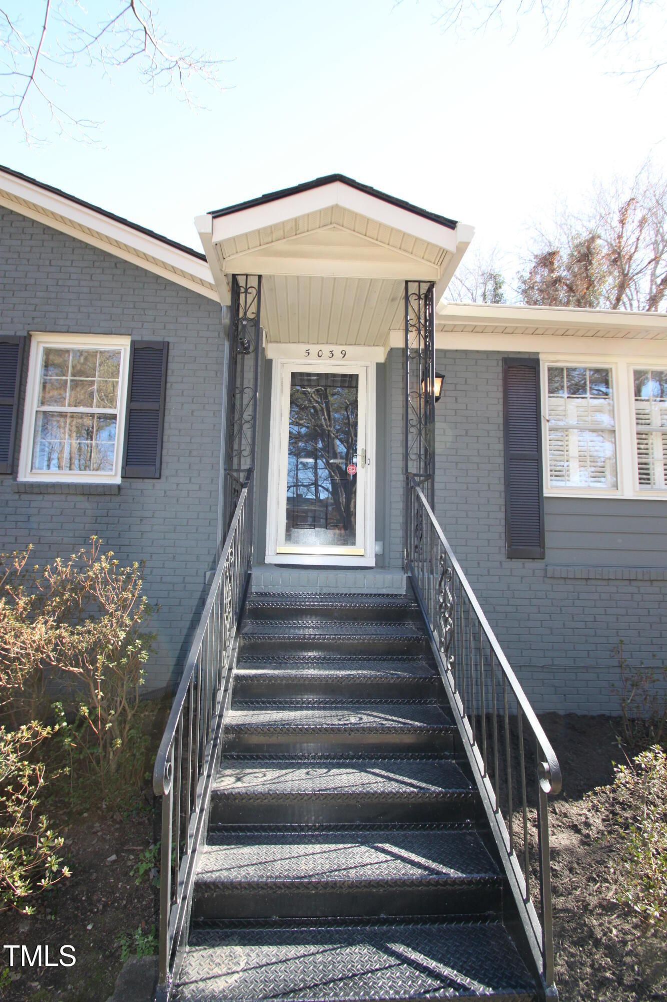 5039 Kaplan Drive