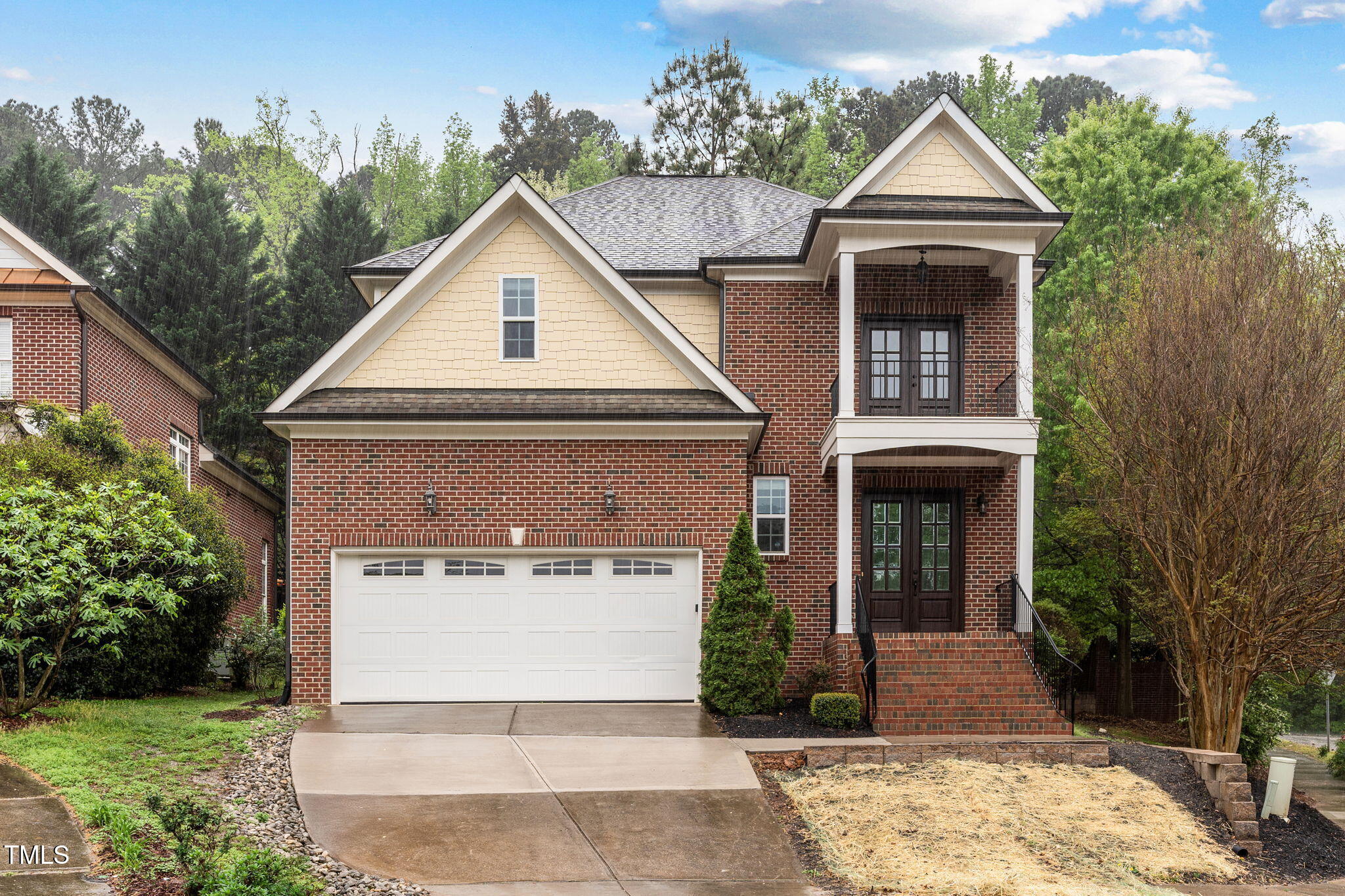 1104 Hobson Court
