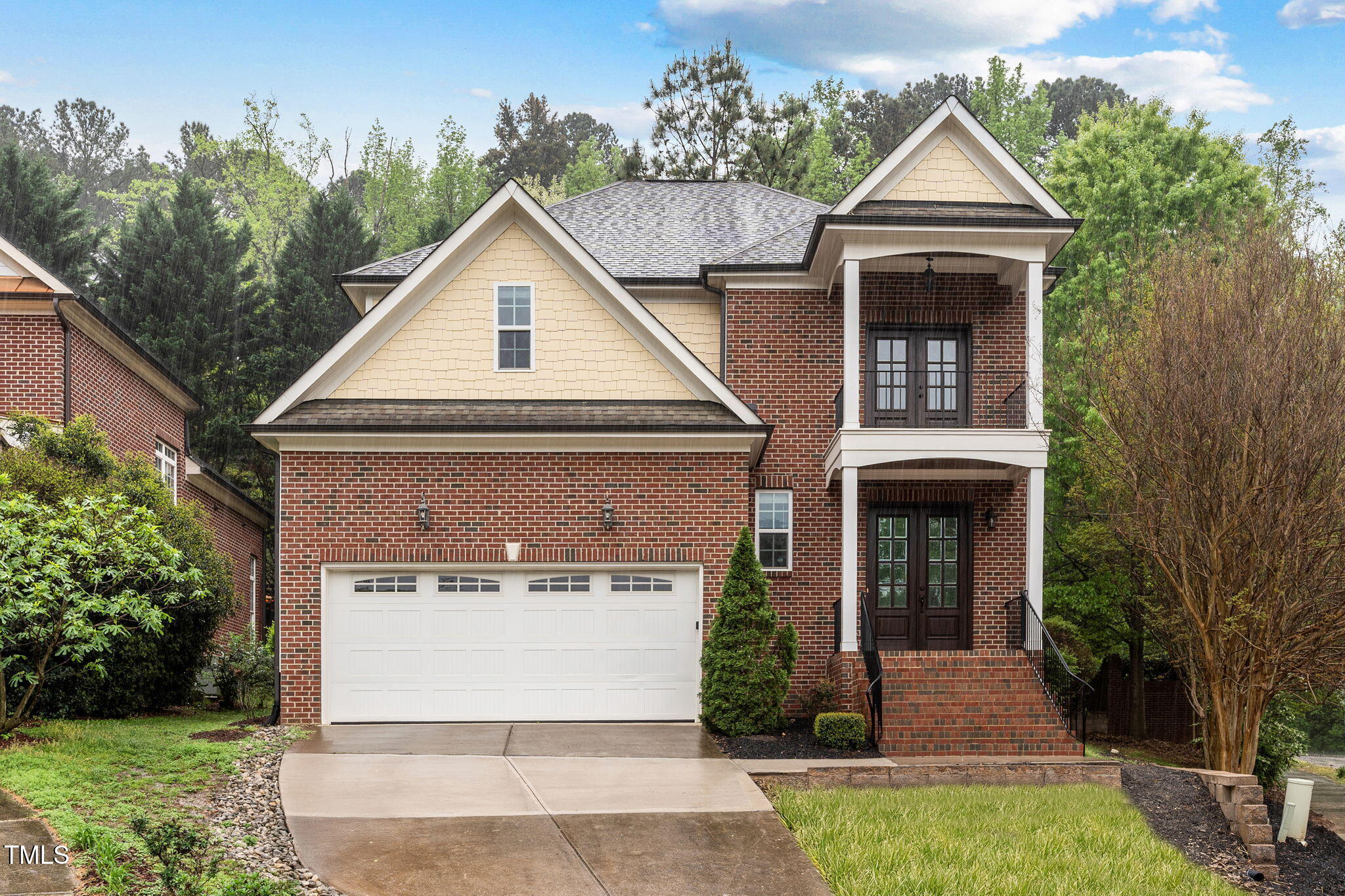 1104 Hobson Court