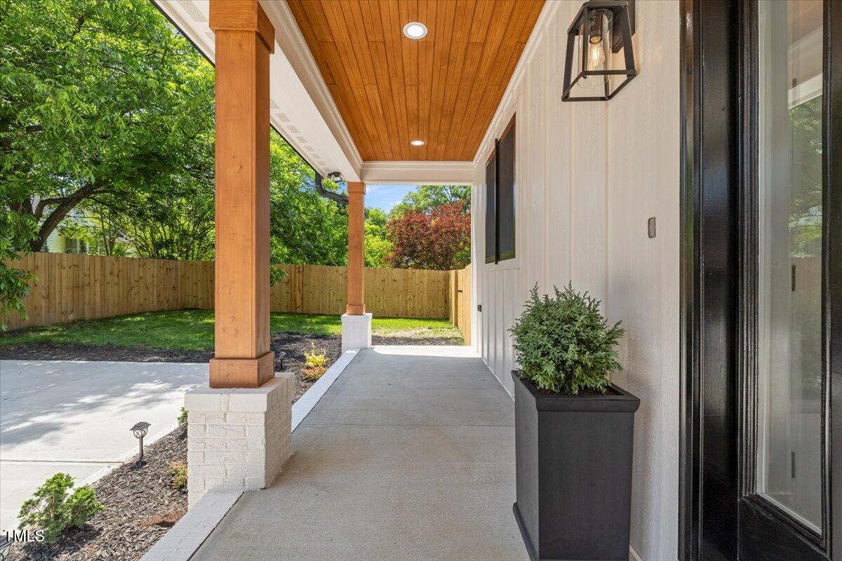 411 Bon Air Avenue