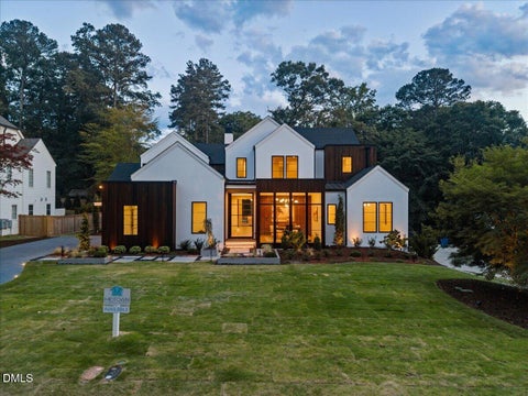 Photo of 5301 Inglewood Lane, Raleigh, NC 27609 (MLS # 10176606)