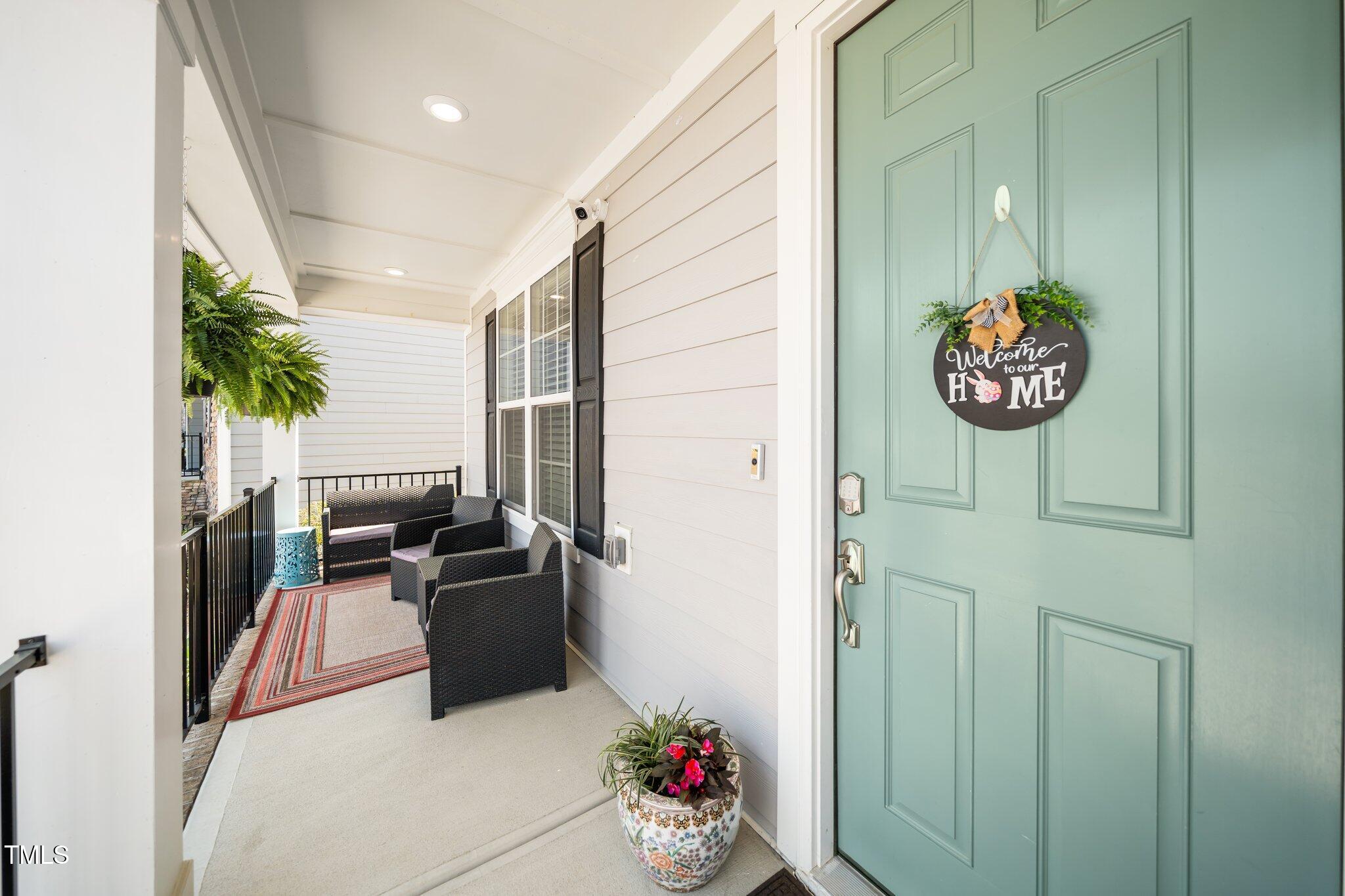 1516 Barn Door Drive